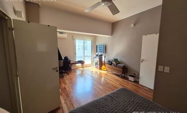 Casa 5 ambientes en Barrio Vicente López
