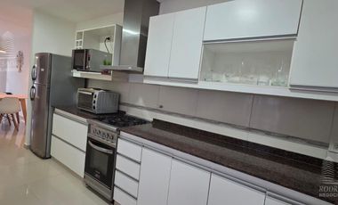 |CASA EN HERMOSA ZONA DE SAN BERNARDO|TERRAZA Y COCHERA CUB| RETASADA