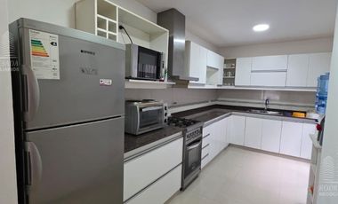 |CASA EN HERMOSA ZONA DE SAN BERNARDO|TERRAZA Y COCHERA CUB| RETASADA