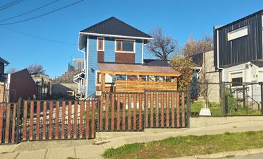 SE VENDE CASA CON GRAN POTENCIAL