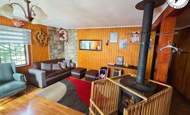 SE VENDE PROPIEDAD EN EL CENTRO DE COYHAIQUE