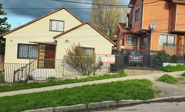 SE VENDE PROPIEDAD EN EL CENTRO DE COYHAIQUE