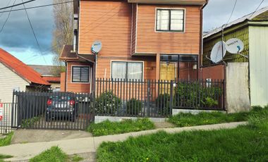 SE VENDE CASA A PASOS DEL CENTRO DE COYHAIQUE