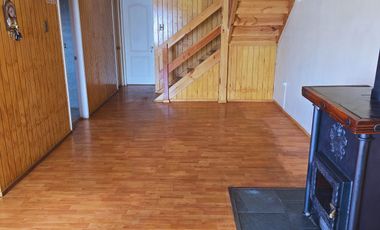 SE VENDE CASA A PASOS DEL CENTRO DE COYHAIQUE