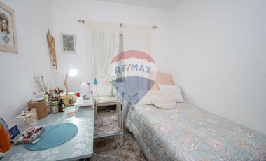 Venta Depto 2 dormitorios-Cochera-Bajas expensas