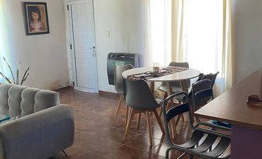 CASA EN VENTA DOS DORMITORIOS  RAUCH
