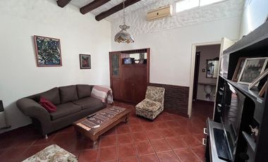VENTA Amplia Propiedad en el Corazón de Ciudad