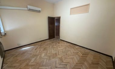 DEPARTAMENTO ALQUILER PATERNAL 6 AMBIENTES BALCON