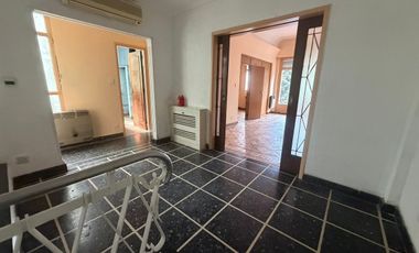 DEPARTAMENTO ALQUILER PATERNAL 6 AMBIENTES BALCON