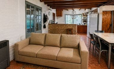 Alquiler Casa 5 dorm pileta cubierta Guaymallén