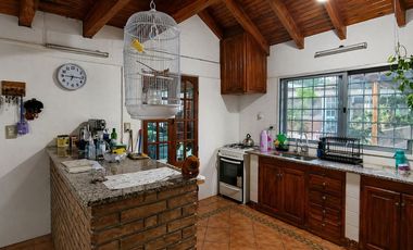 Alquiler Casa 5 dorm pileta cubierta Guaymallén