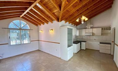 VENTA DE DEPTO 2D PLANTA ALTA S/ACC. ESTE, MAIPU