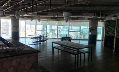 Oficina 500m2 4 cocheras Piso 12