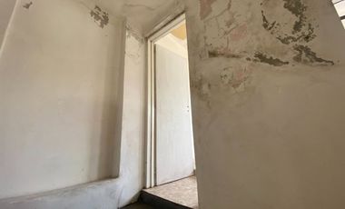 VENTA EN BLOCK 4 DEPTOS DE 2 AMB C/U + GALPÓN