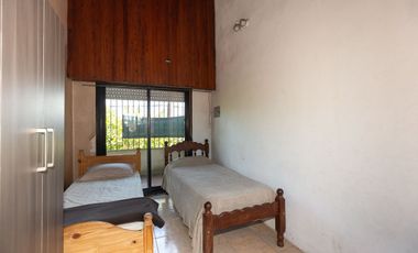 VENTA DE CASA EN HURLINGHAM OPORTUNIDAD!!