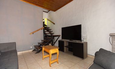 VENTA DE CASA EN HURLINGHAM OPORTUNIDAD!!