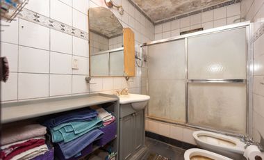 VENTA DE CASA EN HURLINGHAM OPORTUNIDAD!!