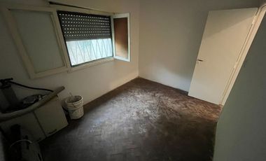 CASA 4 AMBIENTES + LOCAL COMERCIAL EN LIBERTAD