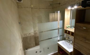 Venta Depto. 4 amb. c/ patio y terraza V. Dominico
