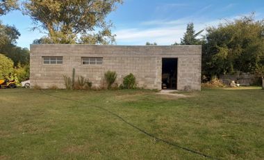 CASA QUINTA CON PILETA Y AMPLIO PARQUE, LA BRAVA