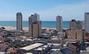 DEPTO 3 AMBIENTES EN VENTA, AMOBLADO, VISTA AL MAR