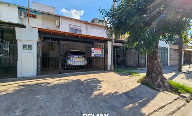 VENTA CASA DUPLEX 3 DORM.C/COCHERA EN SAN NICOLAS