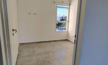 ALQUILER DOS AMBIENTES EN CASEROS