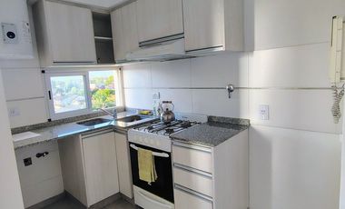 ALQUILER DOS AMBIENTES EN CASEROS