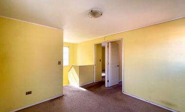 CASA EN ARRIENDO EN VALLE LO CAMPINO