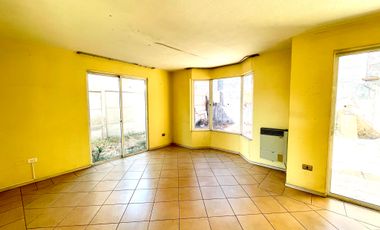 CASA EN ARRIENDO EN VALLE LO CAMPINO