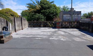 Venta PH tipo casa Billinghurst