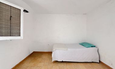 VENTA CASA 4 AMB EN BLOCK CON 2 DEPTOS GARAGE