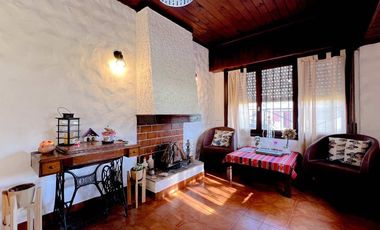 VENTA CASA 4 AMB EN BLOCK CON 2 DEPTOS GARAGE