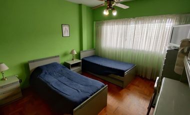 VENTA CASA 5 AMBIENTES QUINCHO COCHERA 2 AUTOS