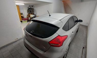 VENTA CASA 5 AMBIENTES QUINCHO COCHERA 2 AUTOS