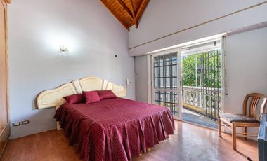 Casa venta Sarandi 4 amb cochera pileta quincho