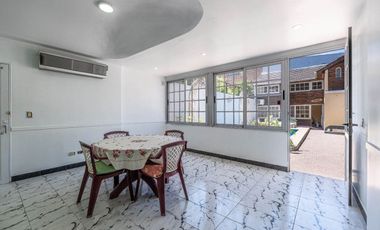 Casa venta Sarandi 4 amb cochera pileta quincho