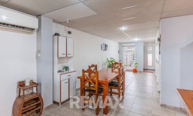 VENTA DUPLEX 2 DORM FERNANDEZ ORO
