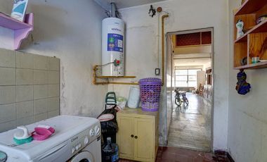 Casa 4 ambientes en Venta Banfield con jardín