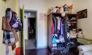 Casa 4 ambientes en Venta Banfield con jardín