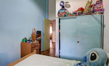 Casa 4 ambientes en Venta Banfield con jardín