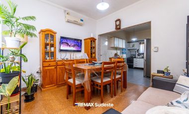 VENTA CASA 2 DORMITORIOS CON PATIO