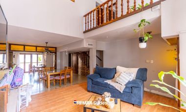 VENTA CASA TRADICIONAL EN EL CENTRO AMPLIO LOTE