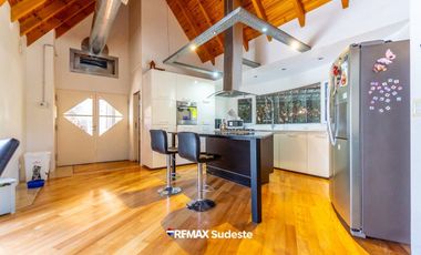 CASA EN BARRIO PRIVADO SOLARES NORTE
