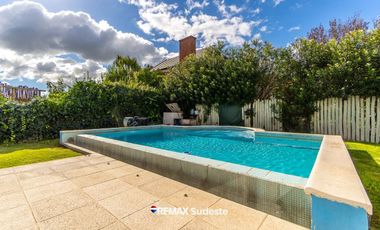 CASA EN BARRIO PRIVADO SOLARES NORTE
