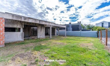 VENTA CASA A TERMINAR BO. SAN IGNACIO