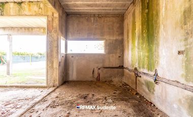 VENTA CASA A TERMINAR BO. SAN IGNACIO