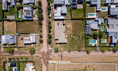 VENTA CASA A TERMINAR BO. SAN IGNACIO