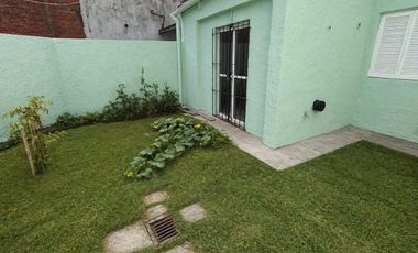 Propiedad con 4 unid. indep. Lote 500 m² Necochea
