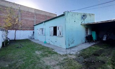 Propiedad con 4 unid. indep. Lote 500 m² Necochea